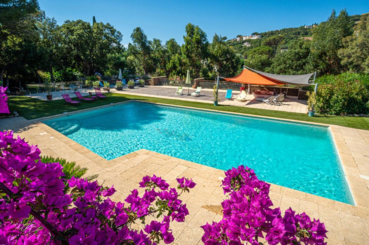 La Villa Romeo, Piscine Et Spa Sainte-Maxime Bagian luar foto