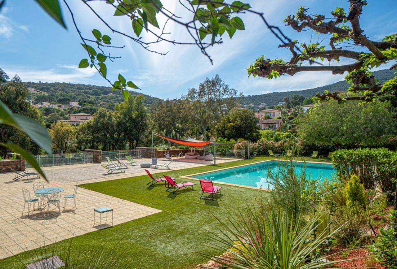 La Villa Romeo, Piscine Et Spa Sainte-Maxime Bagian luar foto