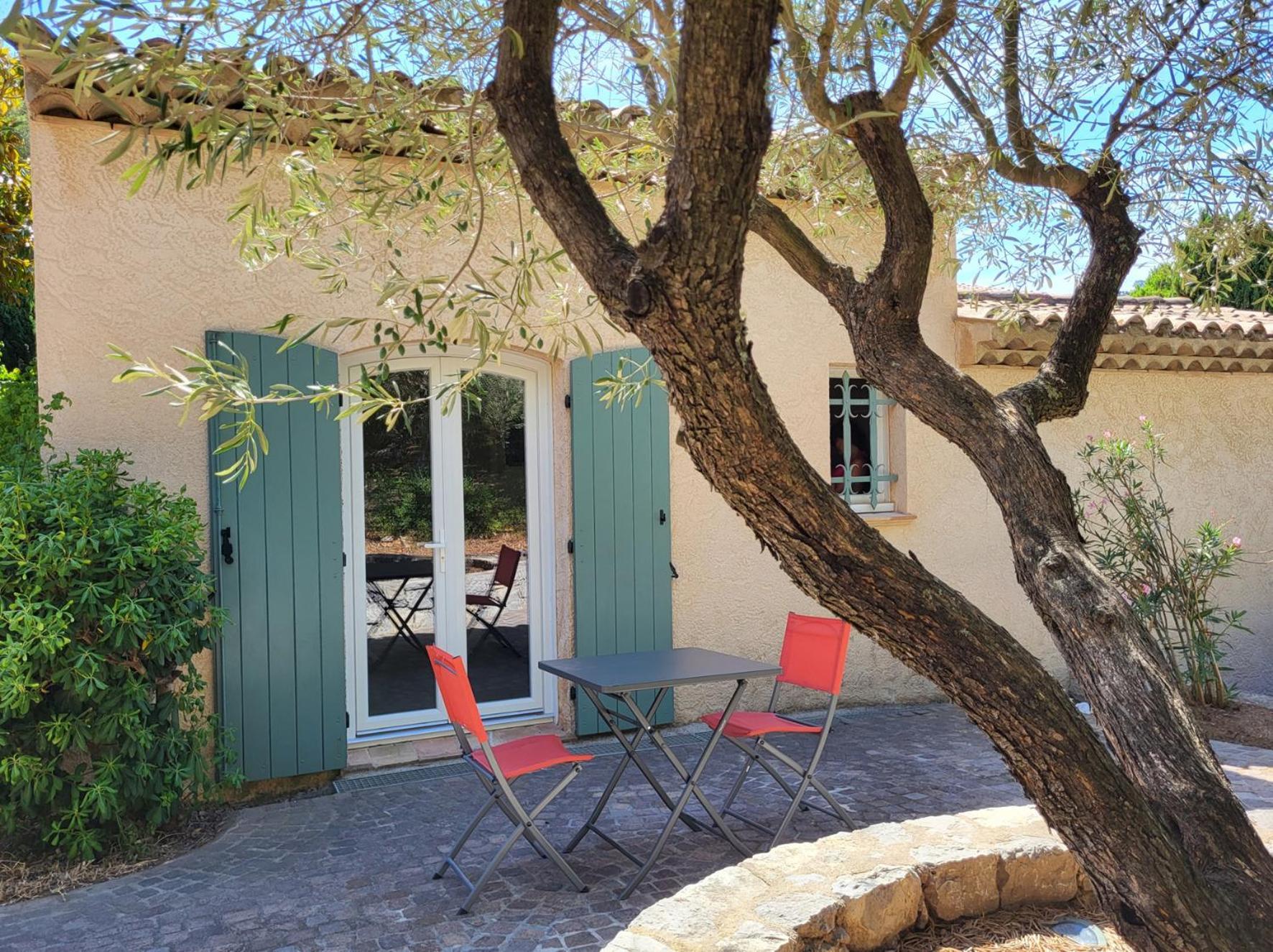 La Villa Romeo, Piscine Et Spa Sainte-Maxime Bagian luar foto