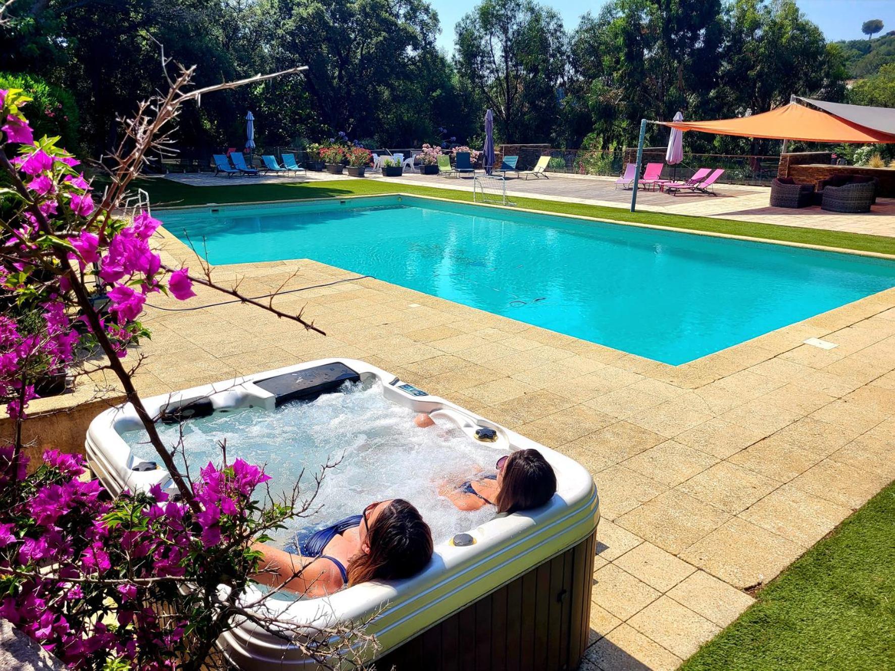 La Villa Romeo, Piscine Et Spa Sainte-Maxime Bagian luar foto